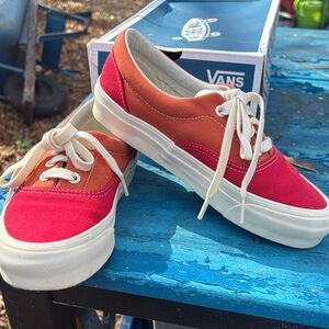 Vans Two-Tone Red and Orange Canvas Low-Top Sneakers
